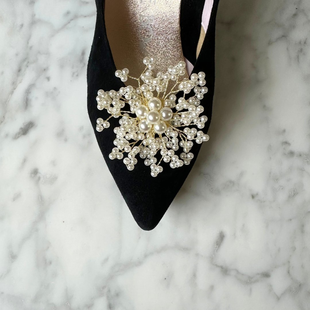 Baby's Breathe Pearl Shoe Clips - Alice Bow